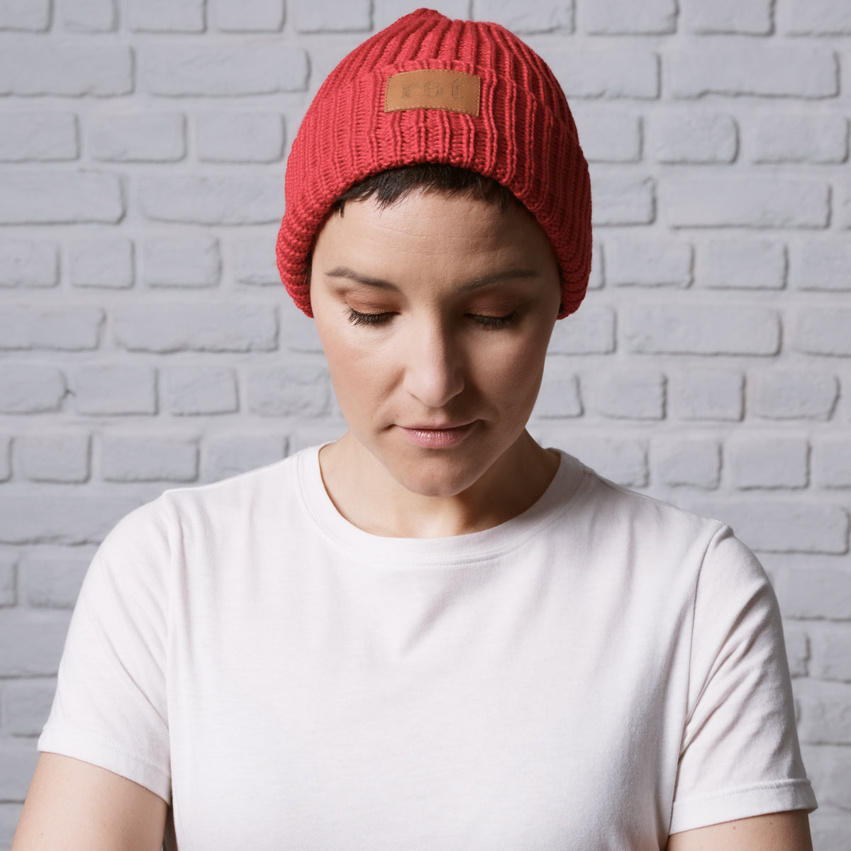 INA REGEN Beanie røt